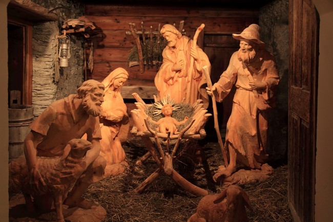 Lebensgroße Dorfkrippe © www.grossarltal.info 